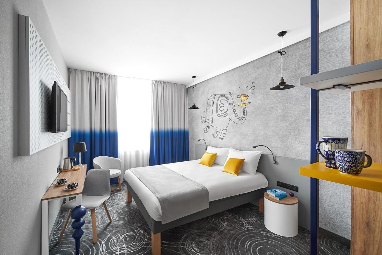 ไอบิส สไตล์ โบเลสลาเวียซ Hotel โบเลสวาเวียส ภายนอก รูปภาพ